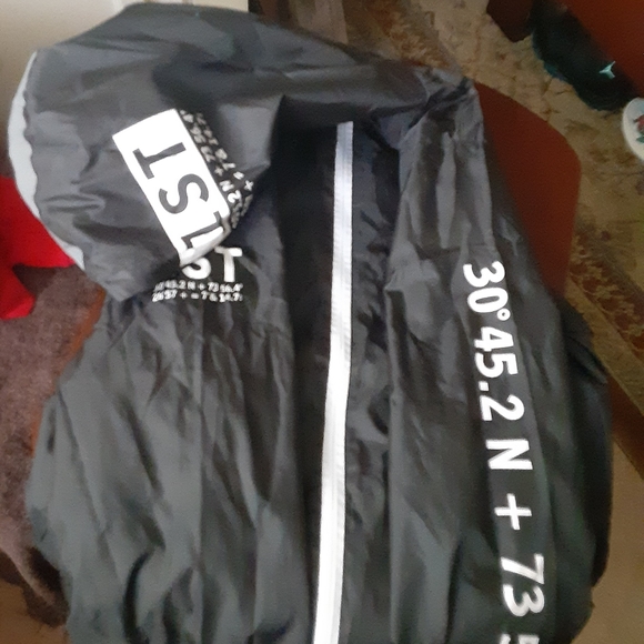 Jacket - Picture 2 of 3